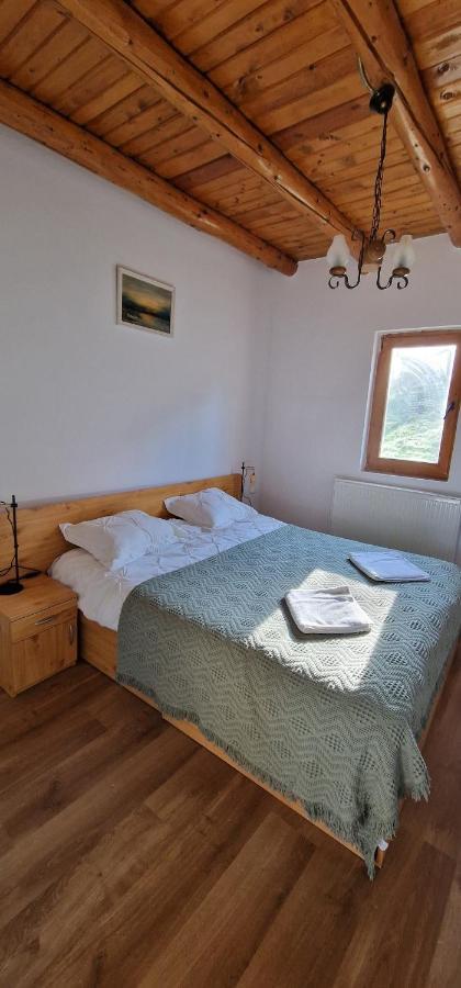 Pilisca Holiday Home Dobirlau Exterior photo
